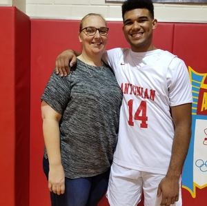 Meet your Posher, Devin